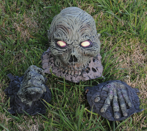 Skull On Jaws Ground Breaker Set